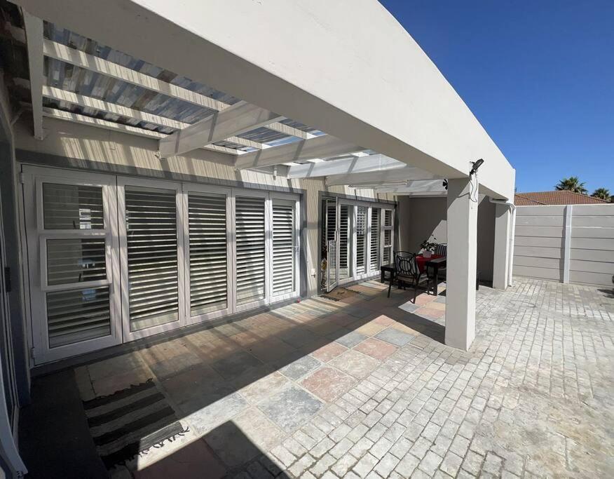 Entertainers Delight Close To Beach & Wine Routes Villa Cape Town Exterior photo